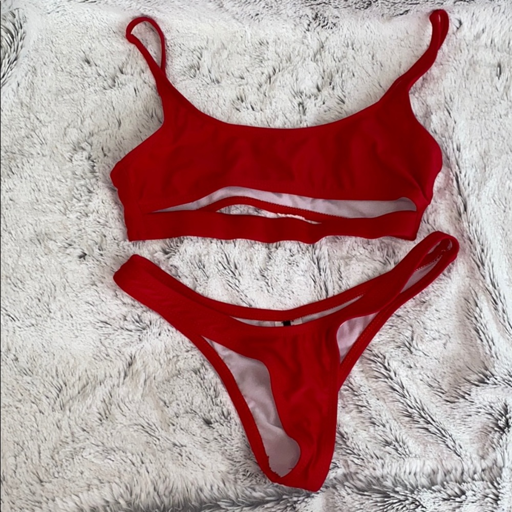 Bikini (top and bottom)